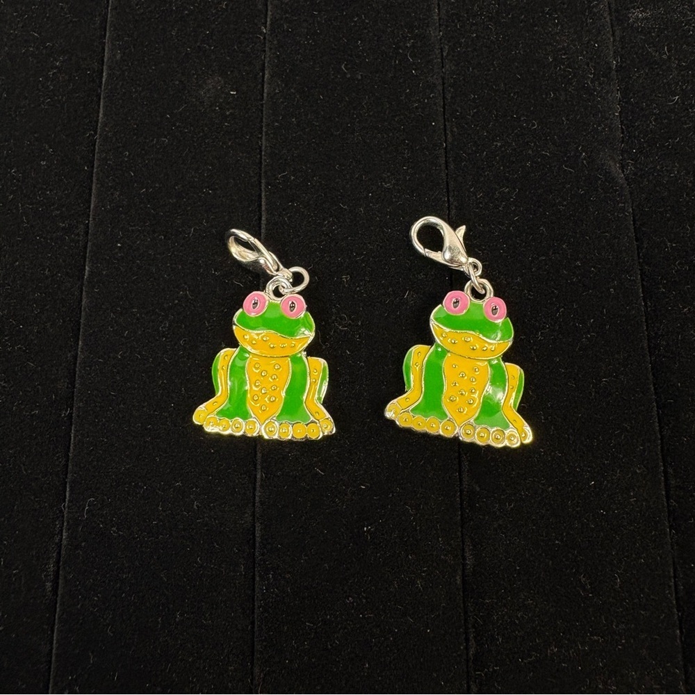 Charm It!" Green Frog Enamel Charms (Pair of 2) | Collectible Jewelry